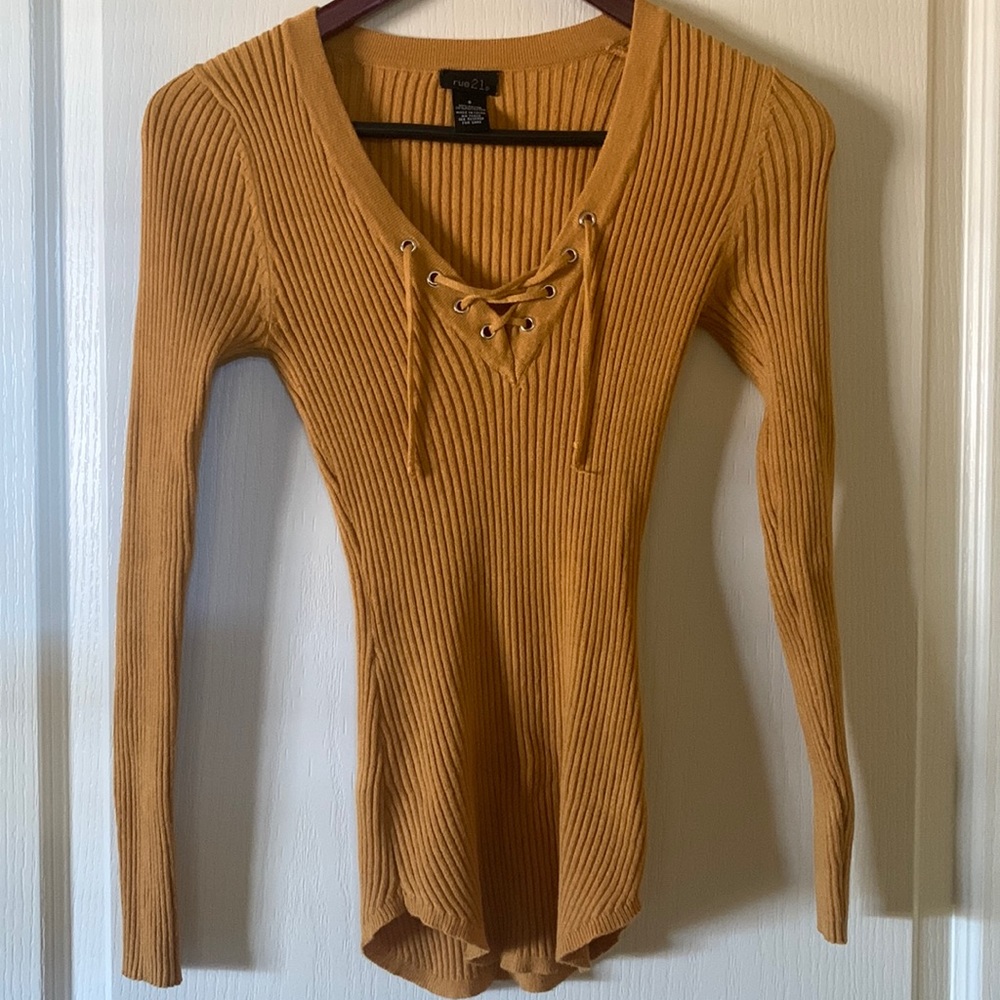 Rue21 Top